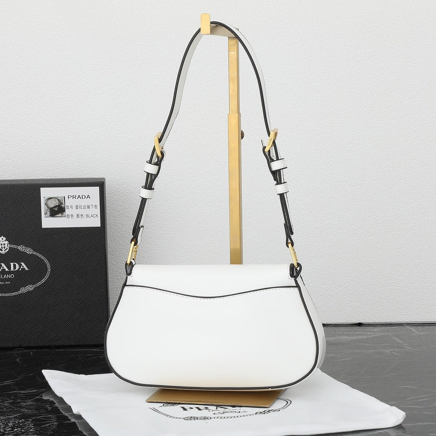 1XPD393B hight quality leather Bags