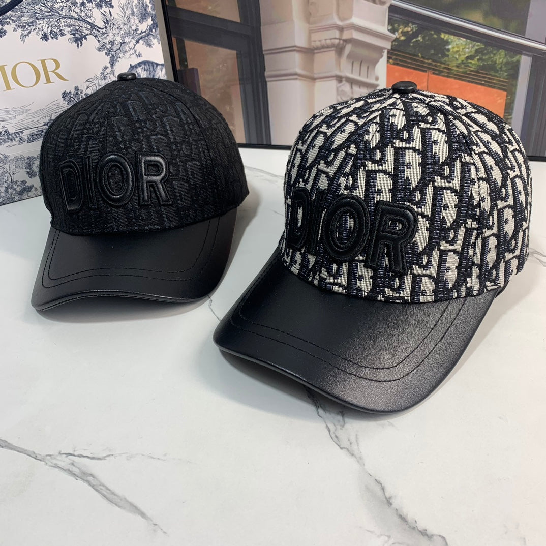 14D99M   Fashion hats