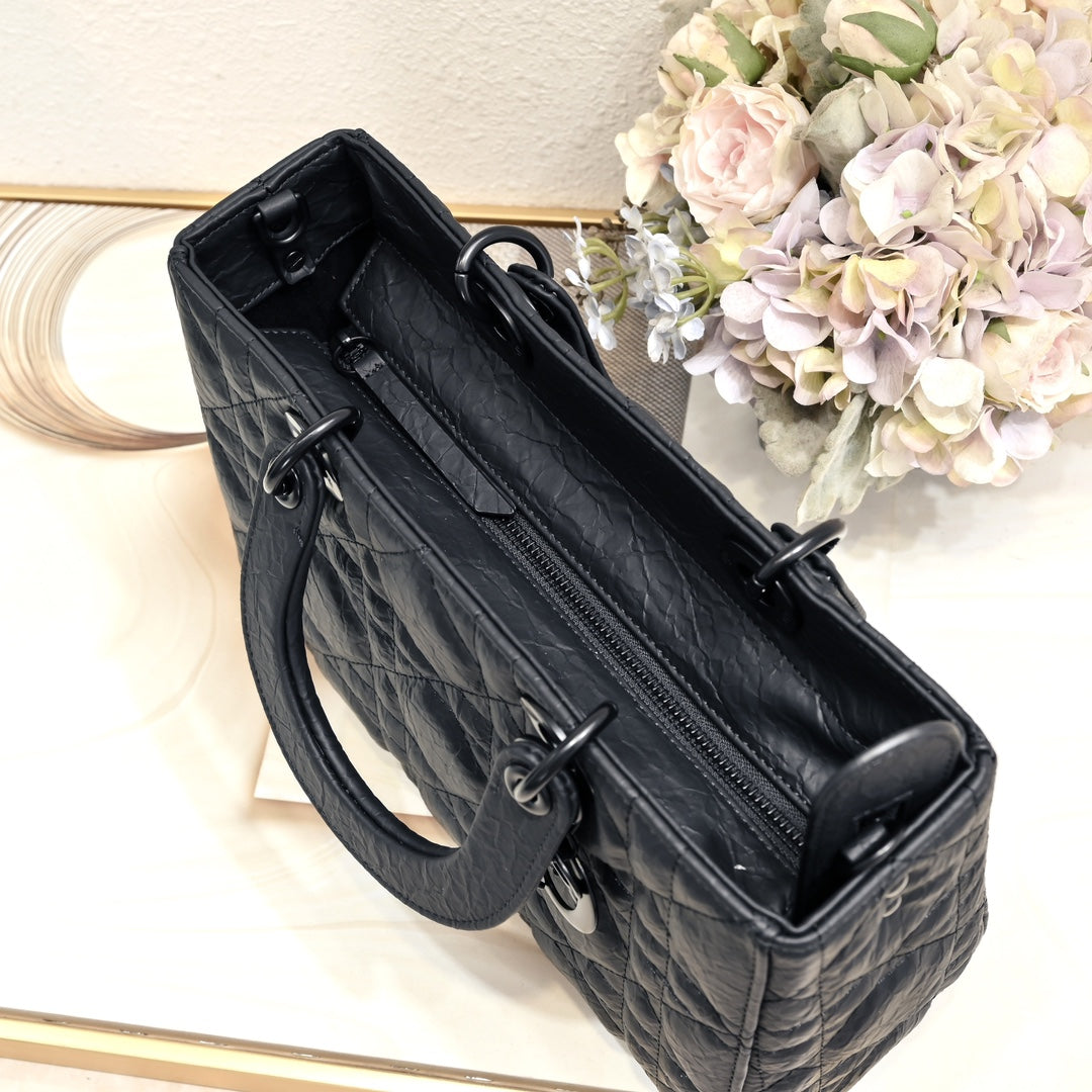 1XD438B Fashionable leather bag