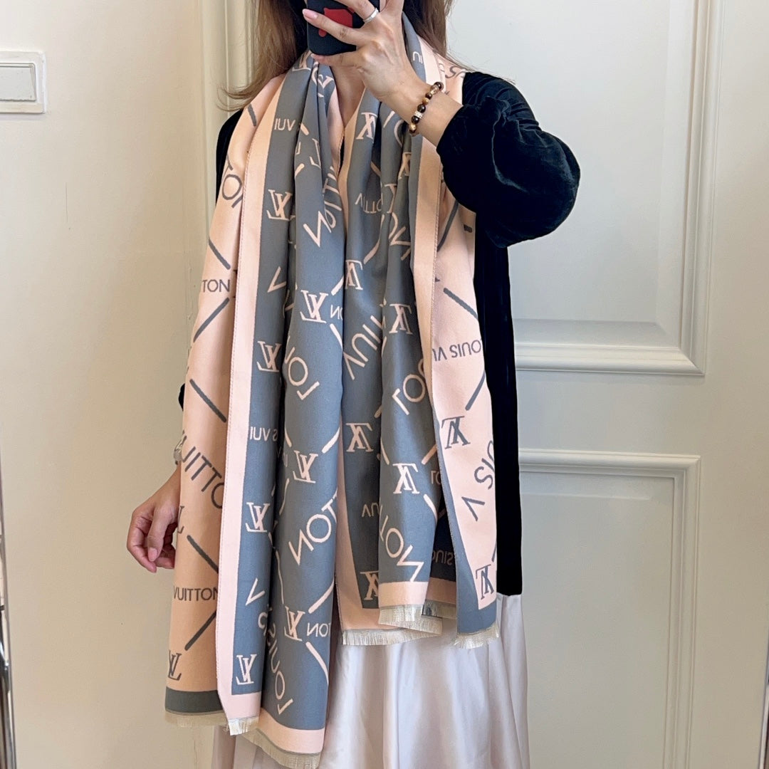 14E250W　 Fashion scarves