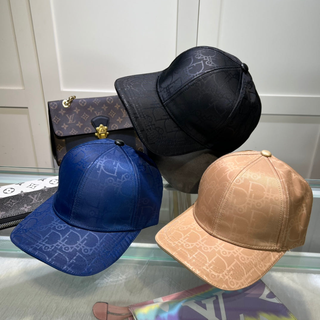 14D61M   Fashion hats