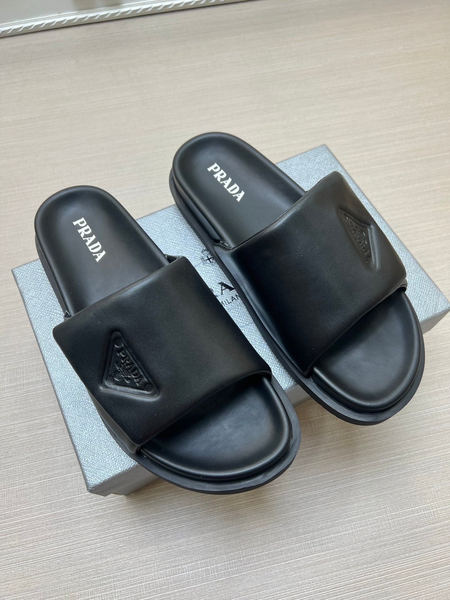 54PD7Z   fashion  slippers