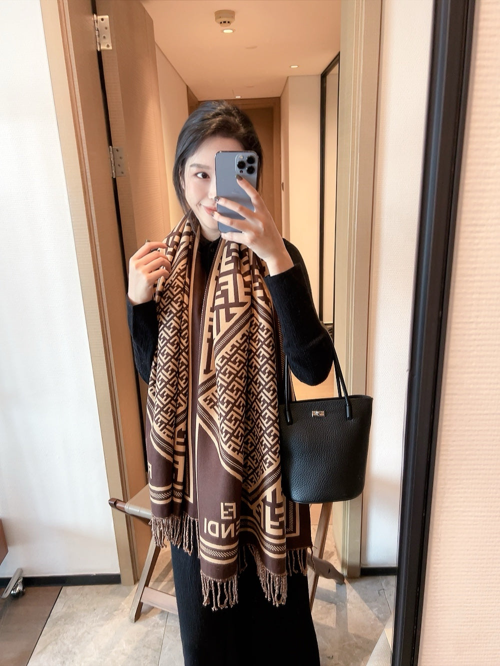 14F367W　Fashion scarves