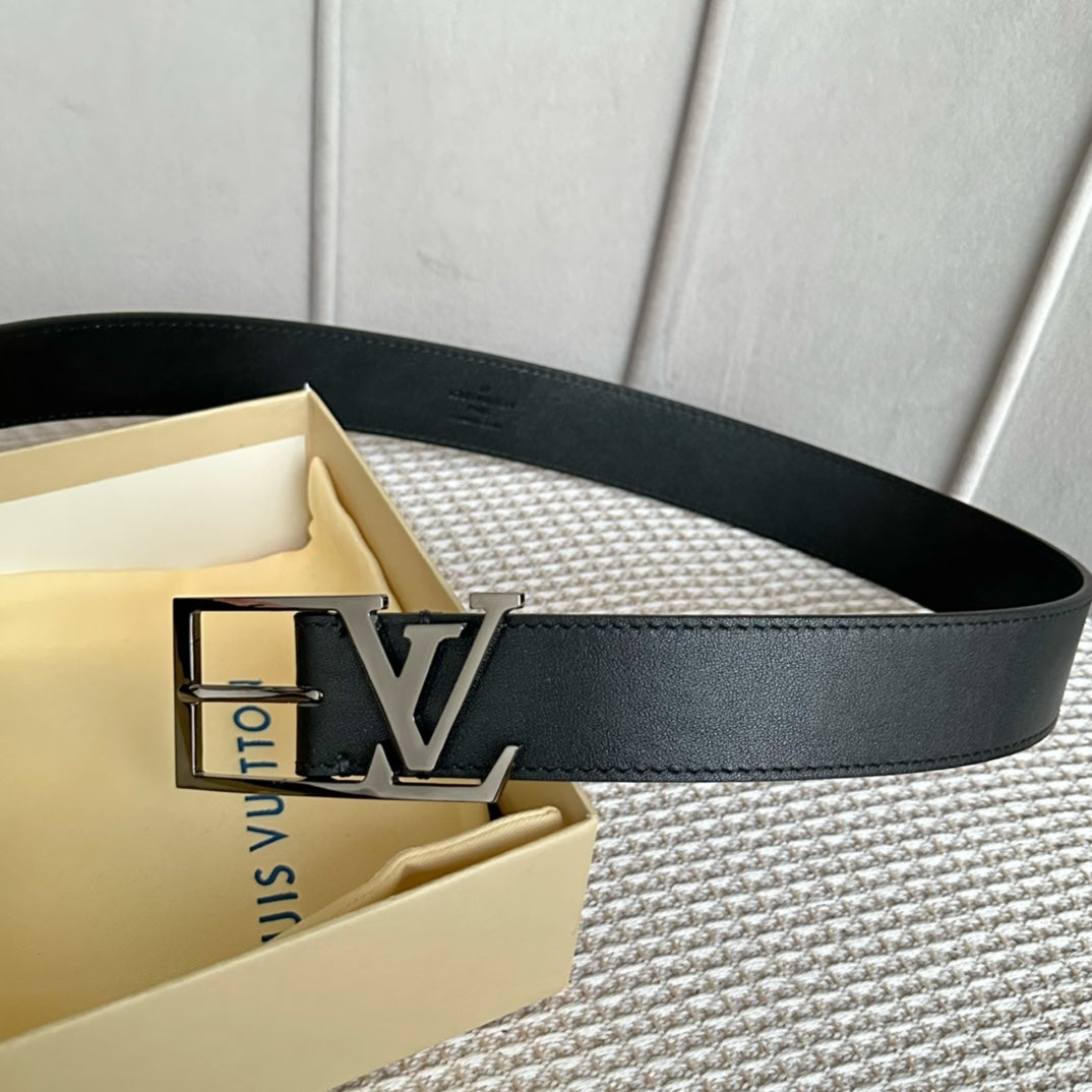 14E58P   (High quality leather belt With full package)