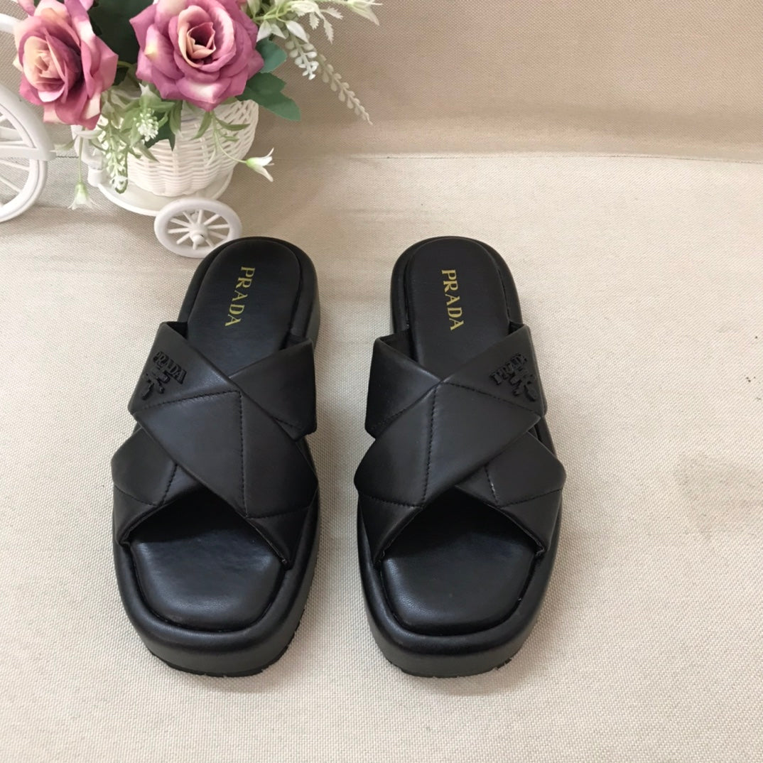 14PD25Z   fashion slippers