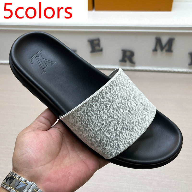 54E58Z   High quality leather slippers