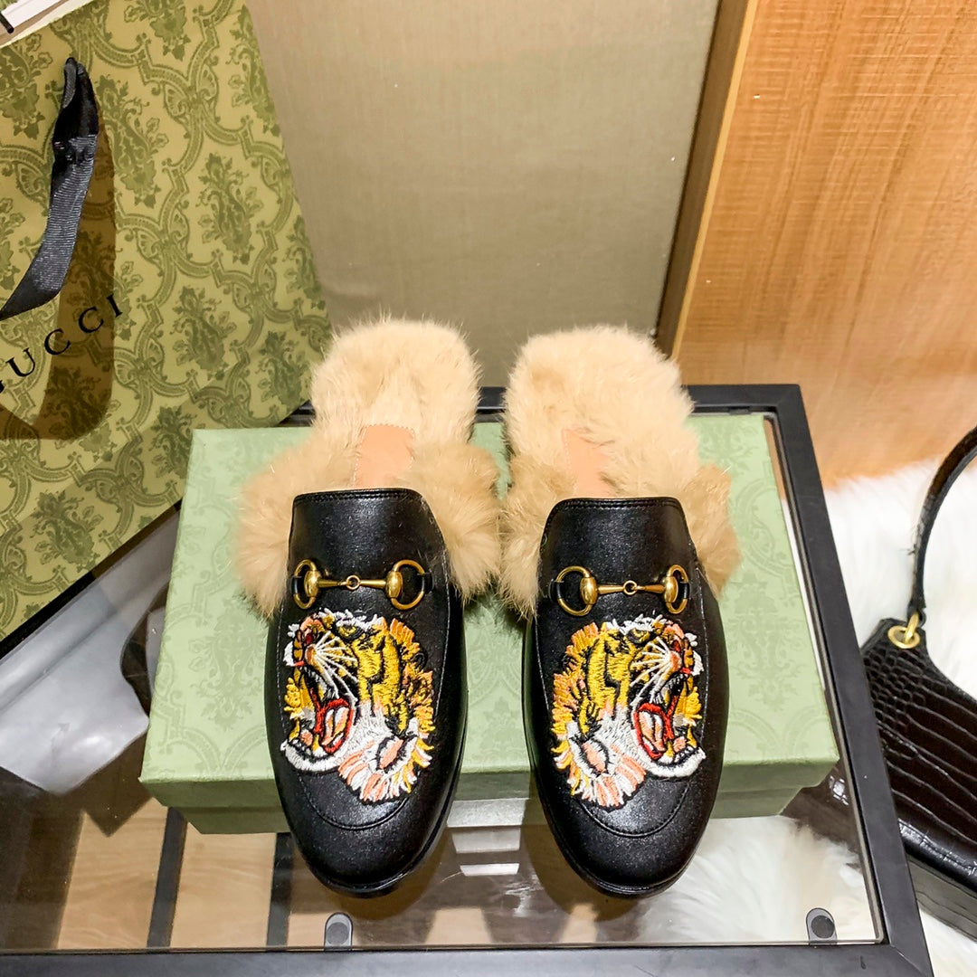 1YB50Z  1：1High quality rabbit fur slippers