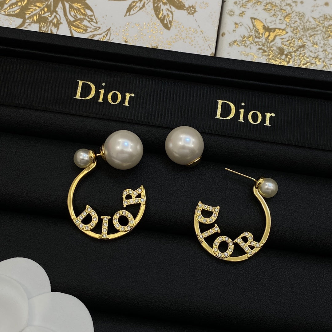 14D453E  Fashionable and high quality Earrings