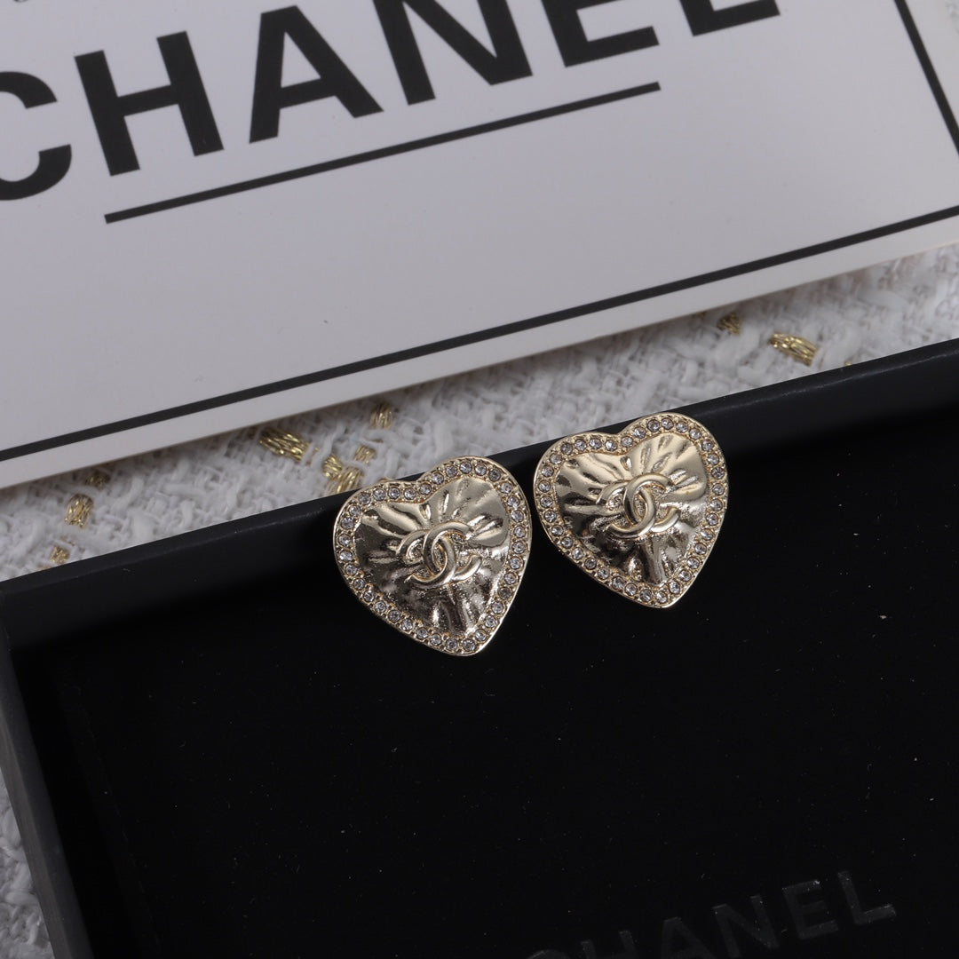 14C13E  Fashionable and high quality earrings