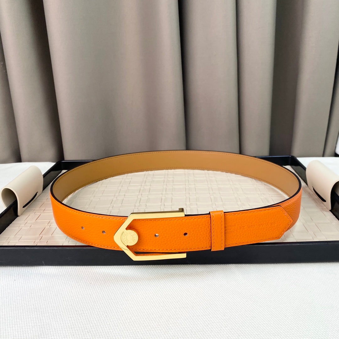 14H107P   (High quality leather belt With full package)