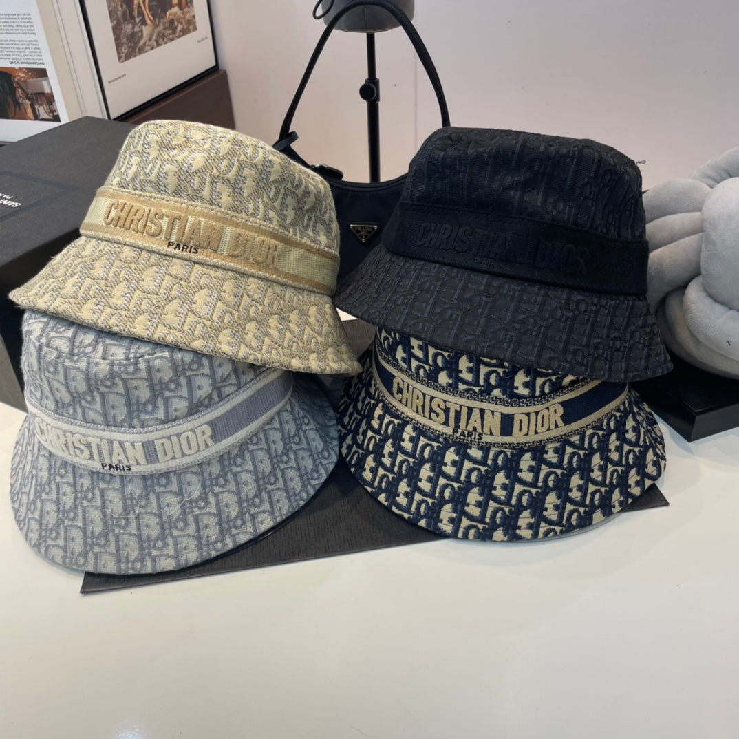 14D270M  Fashion hats