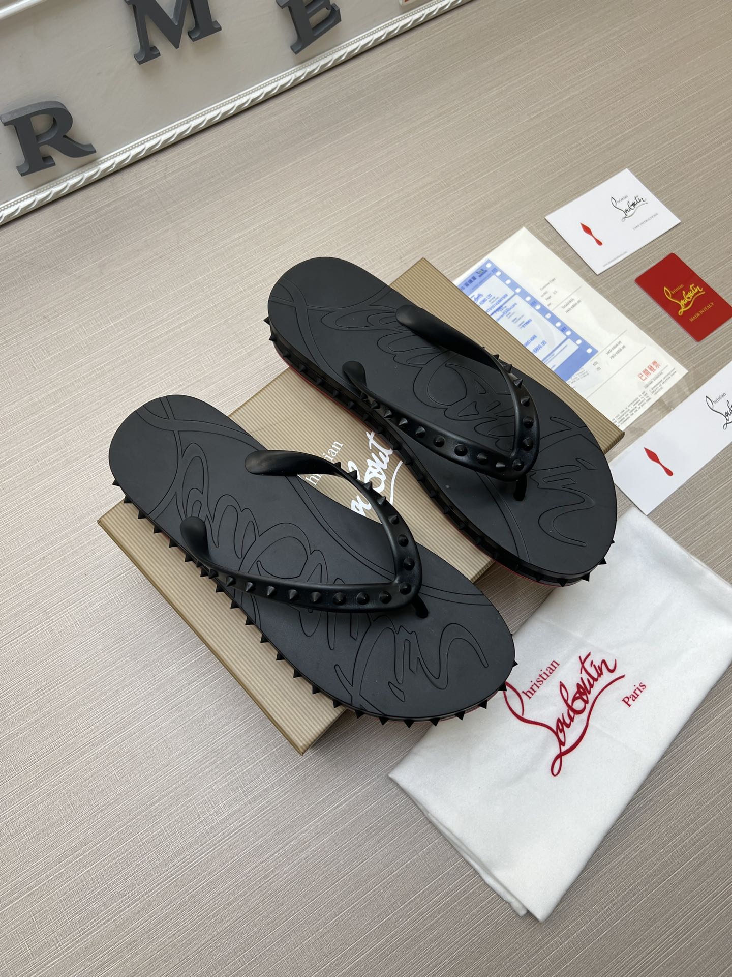 54A106Z   fashion  slippers