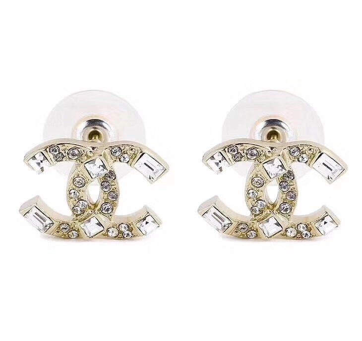 14C52E  Fashionable and high quality earrings