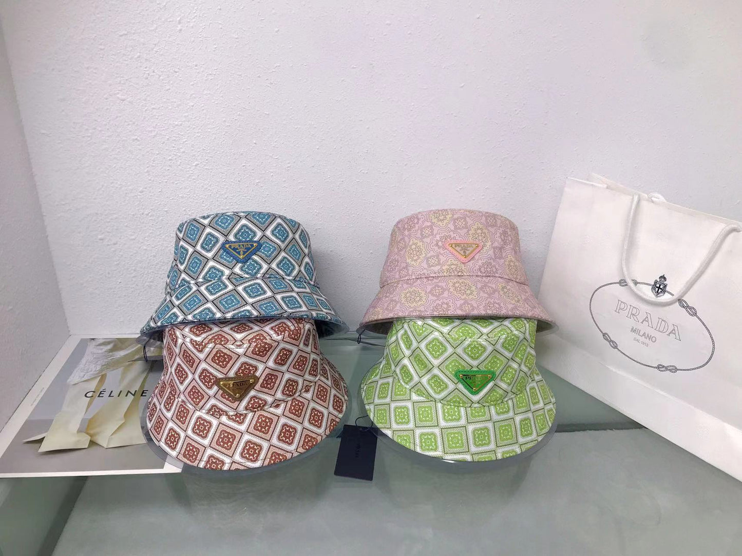 14PD137M   Fashion hats