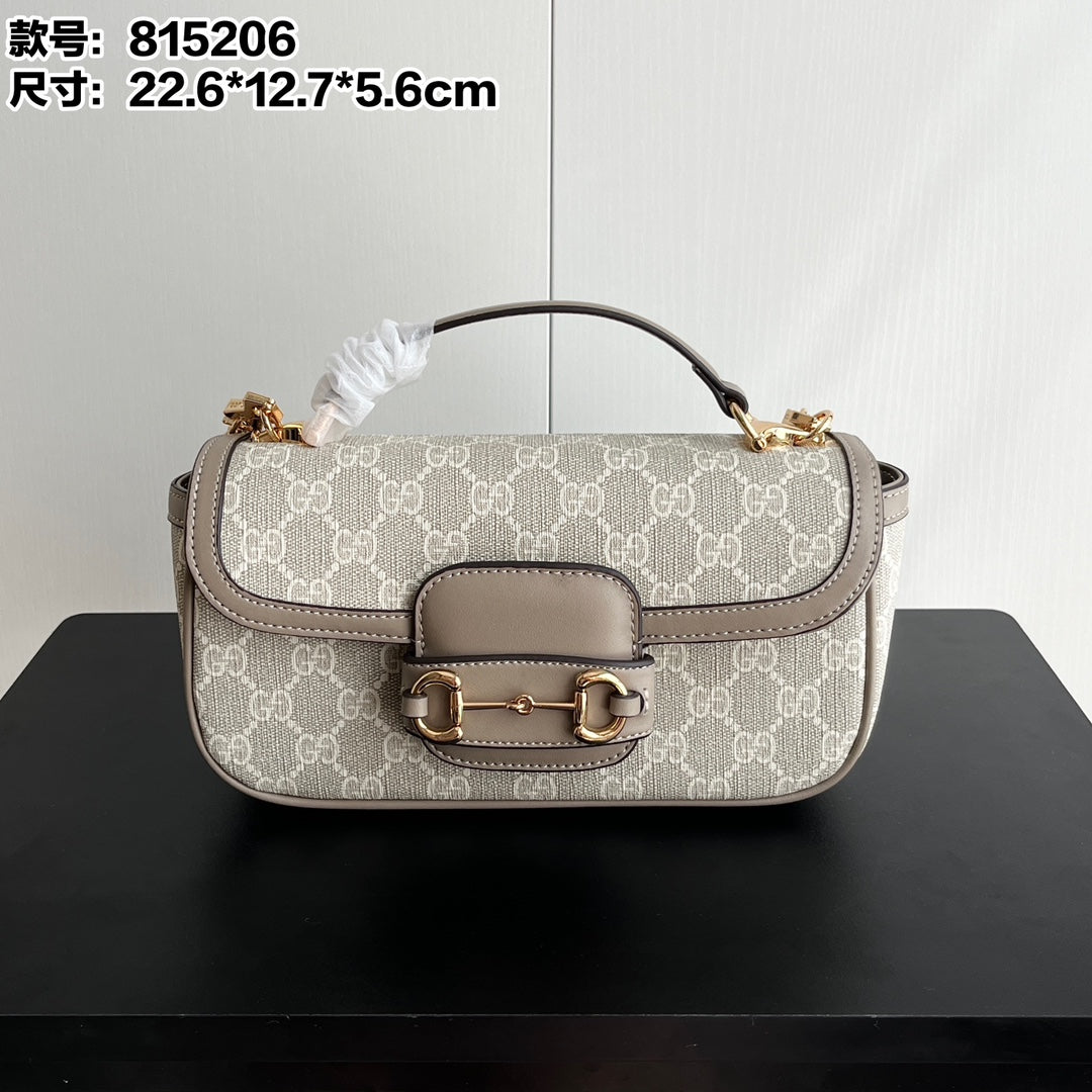 1XB55B (Fashionable leather bag )