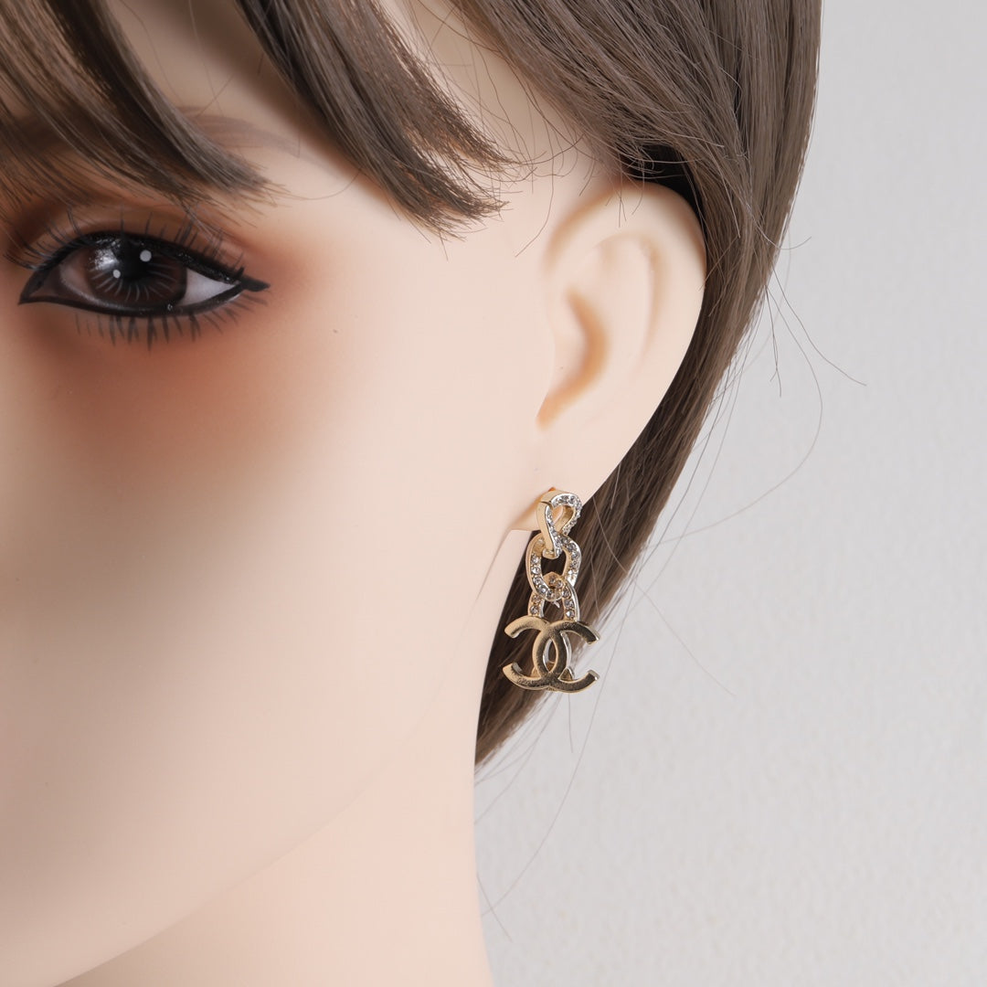 14C493E  Fashionable and high quality Earrings