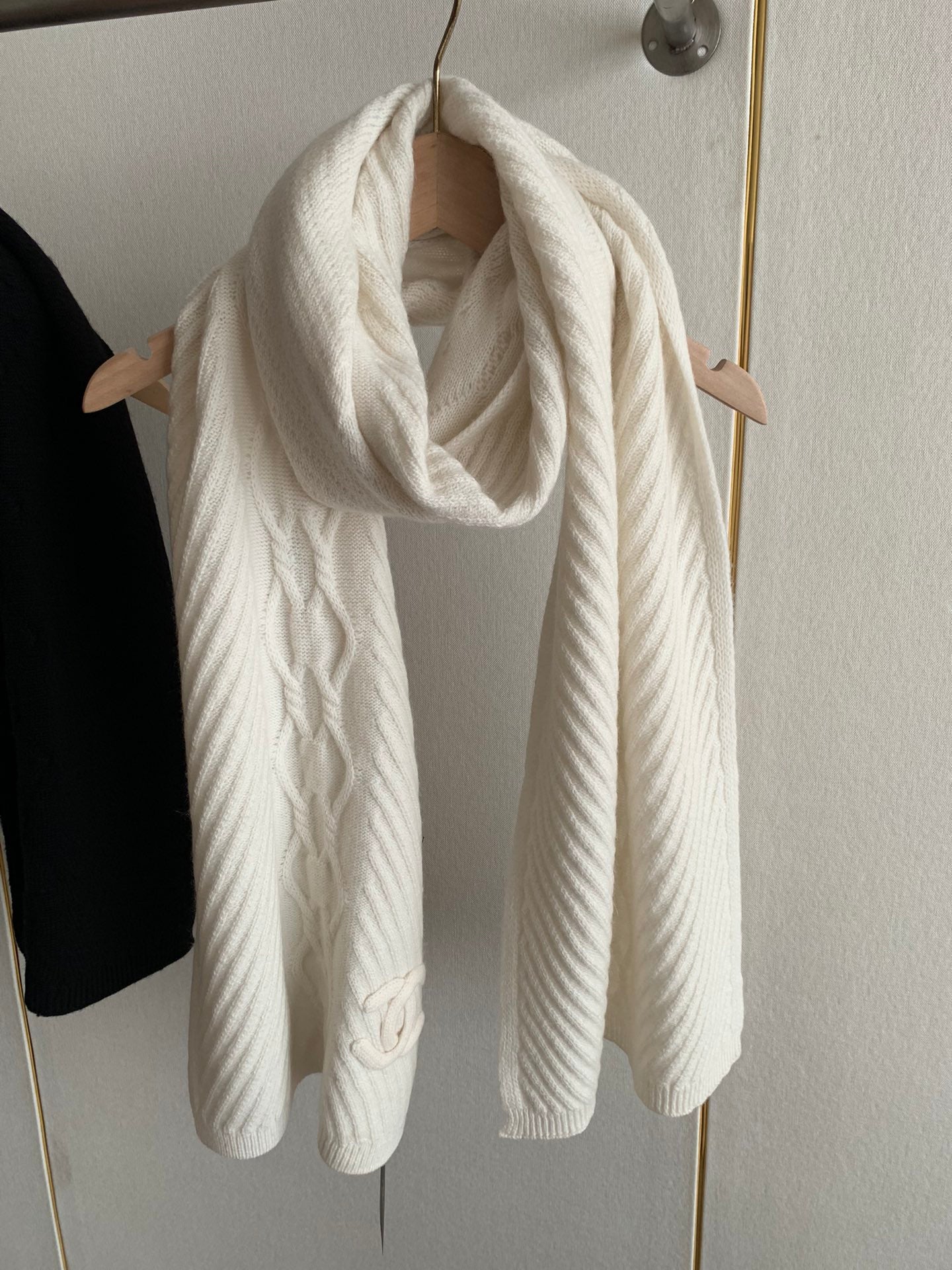 14C435W　 Fashion scarves