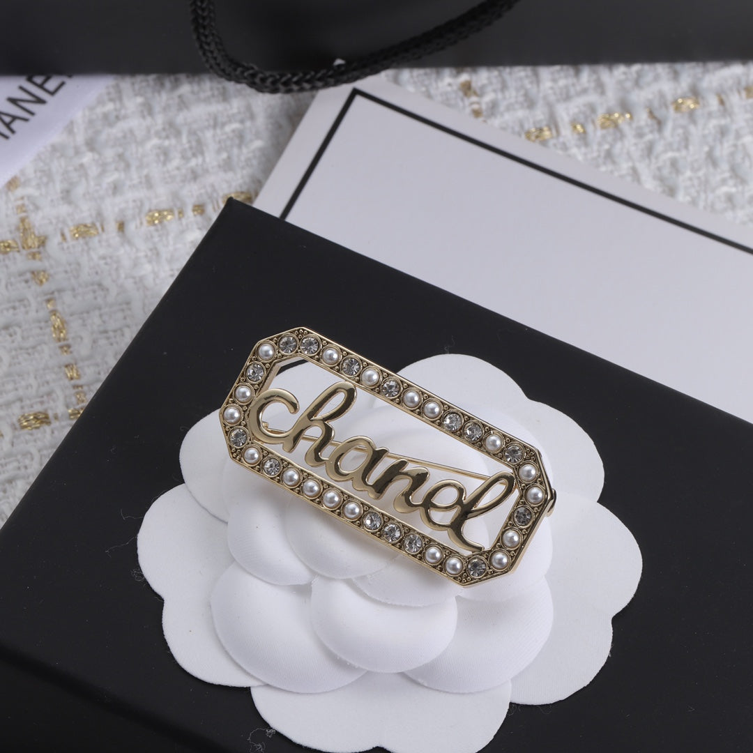 1YC91H  Fashion high -quality Brooch