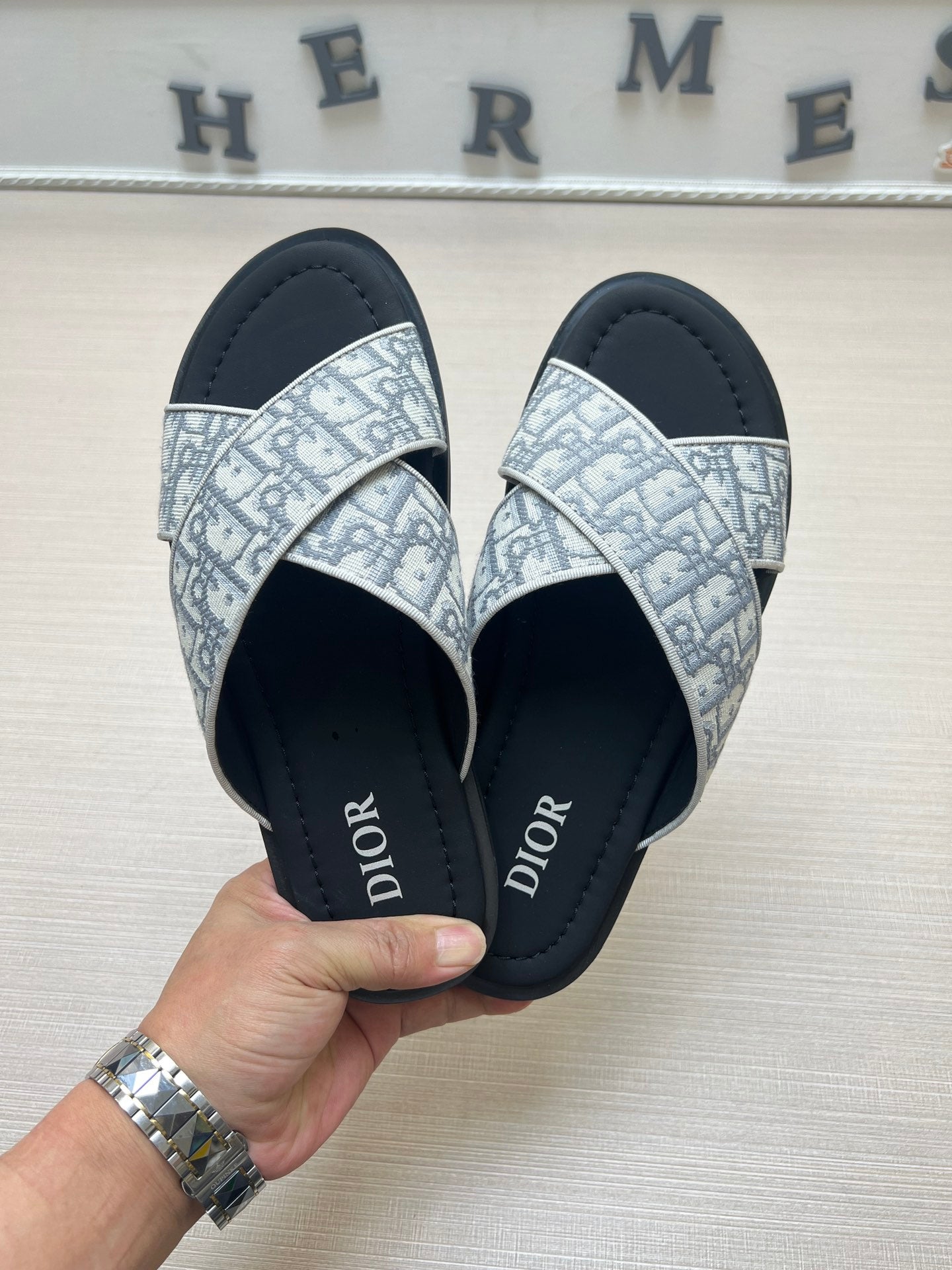 54D79Z  fashion  slippers