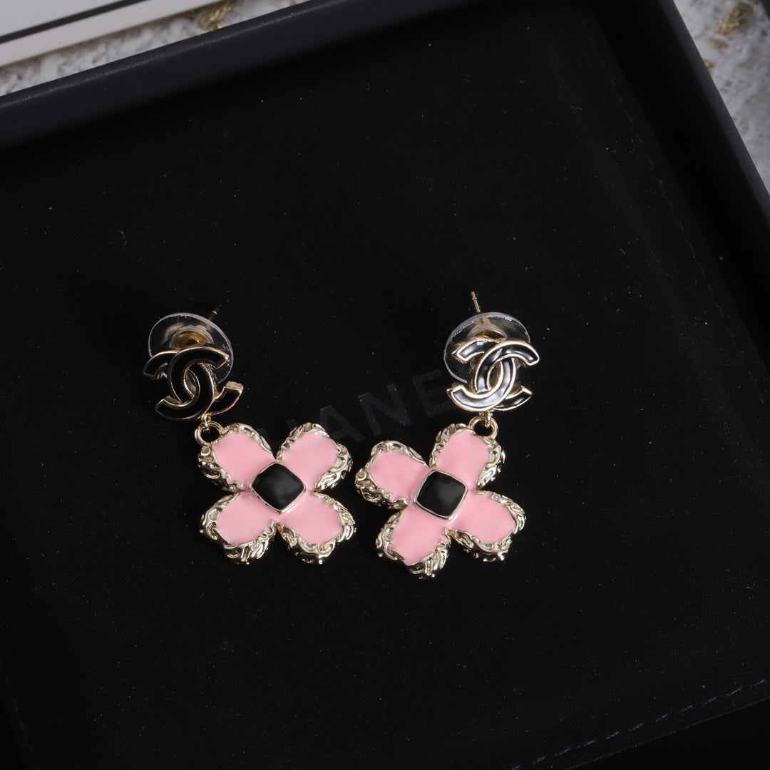 14C458E  Fashionable and high quality Earrings