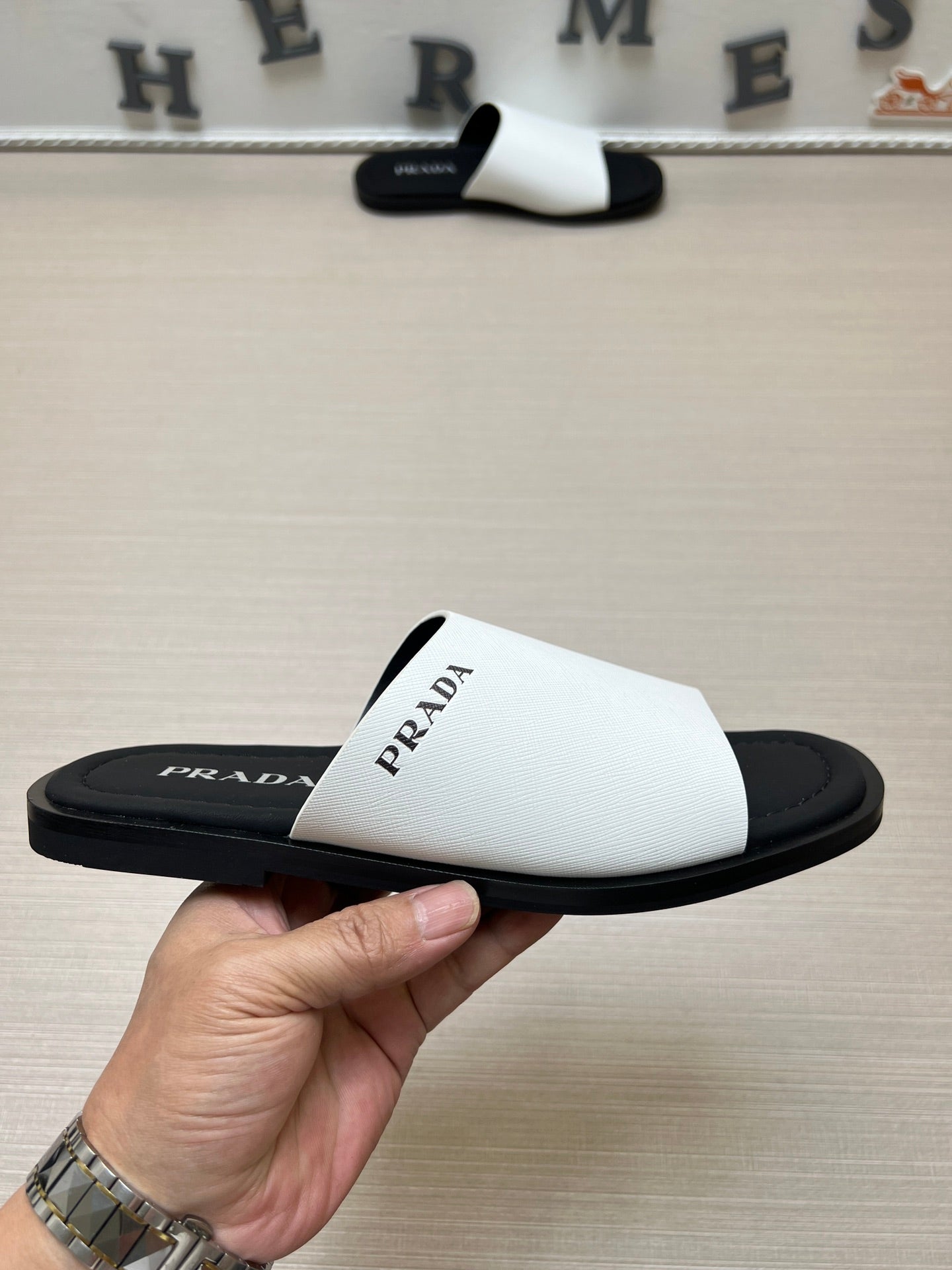 54PD73Z   fashion slippers