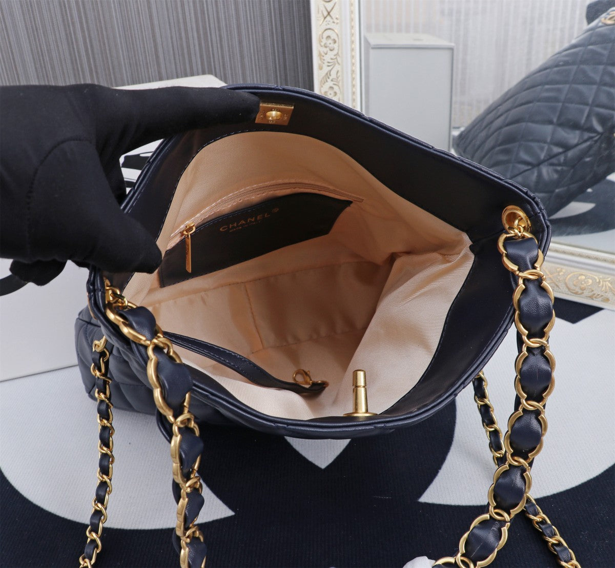 2XB472B Fashionable leather bag