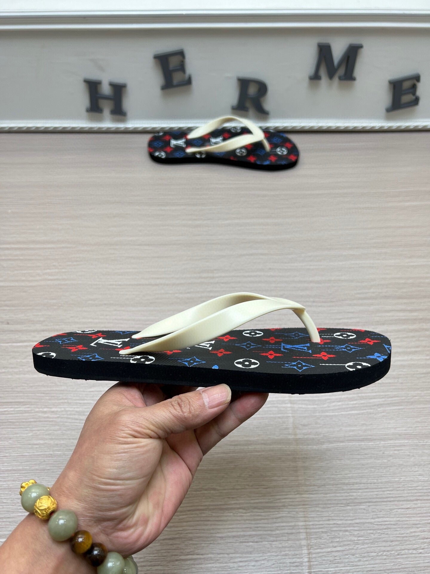 54E55Z   fashion  slippers