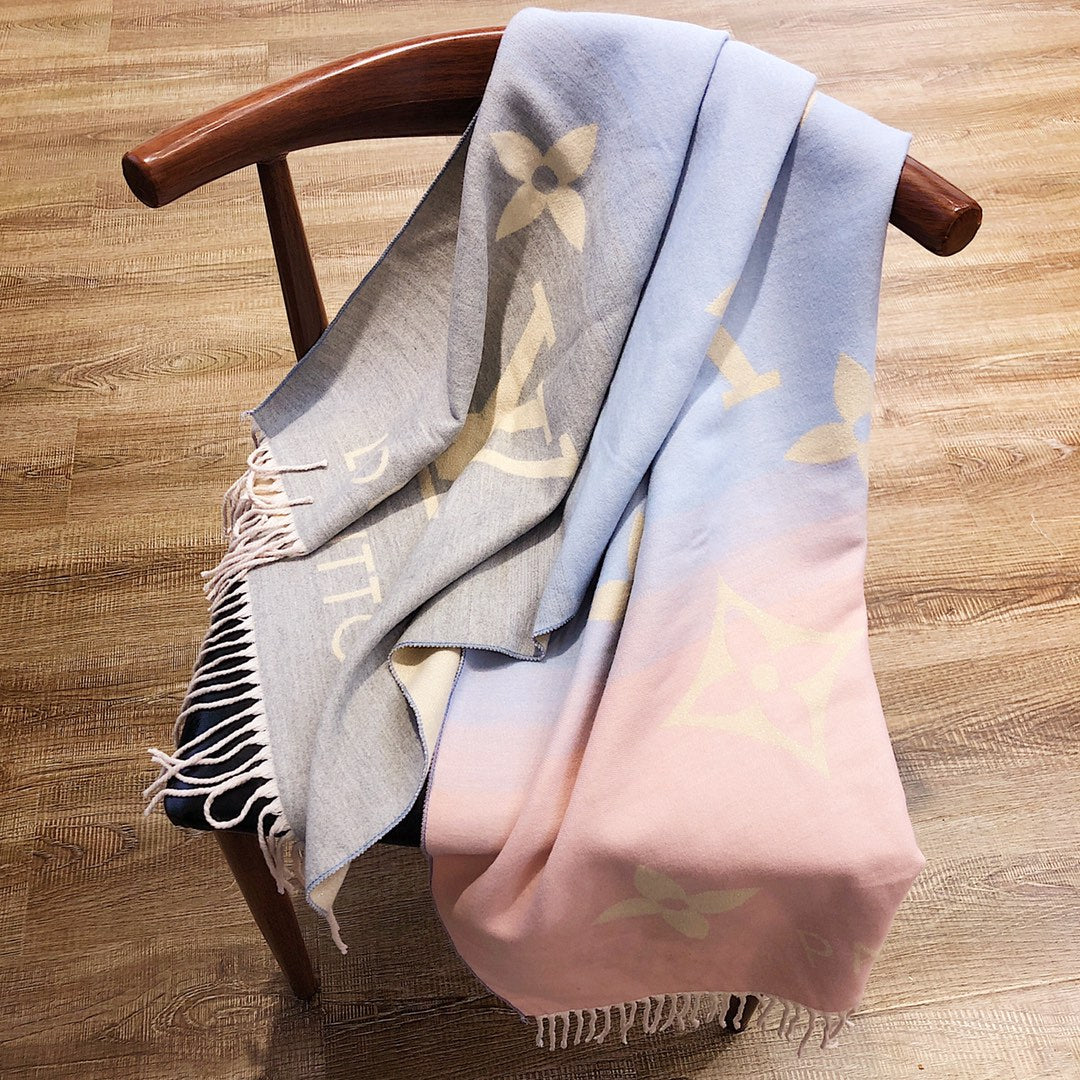 14E243W　 Fashion scarves