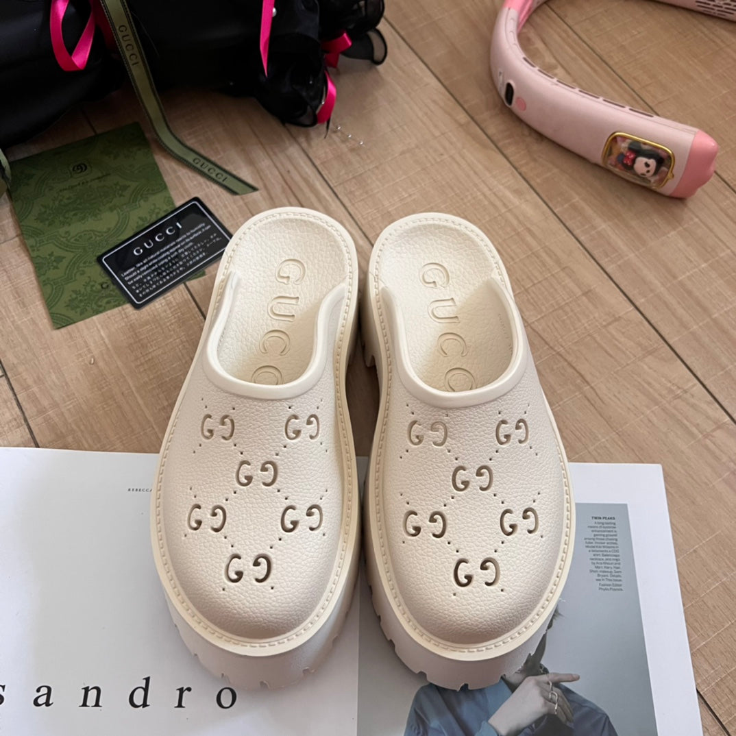 14B34Z   fashion slippers