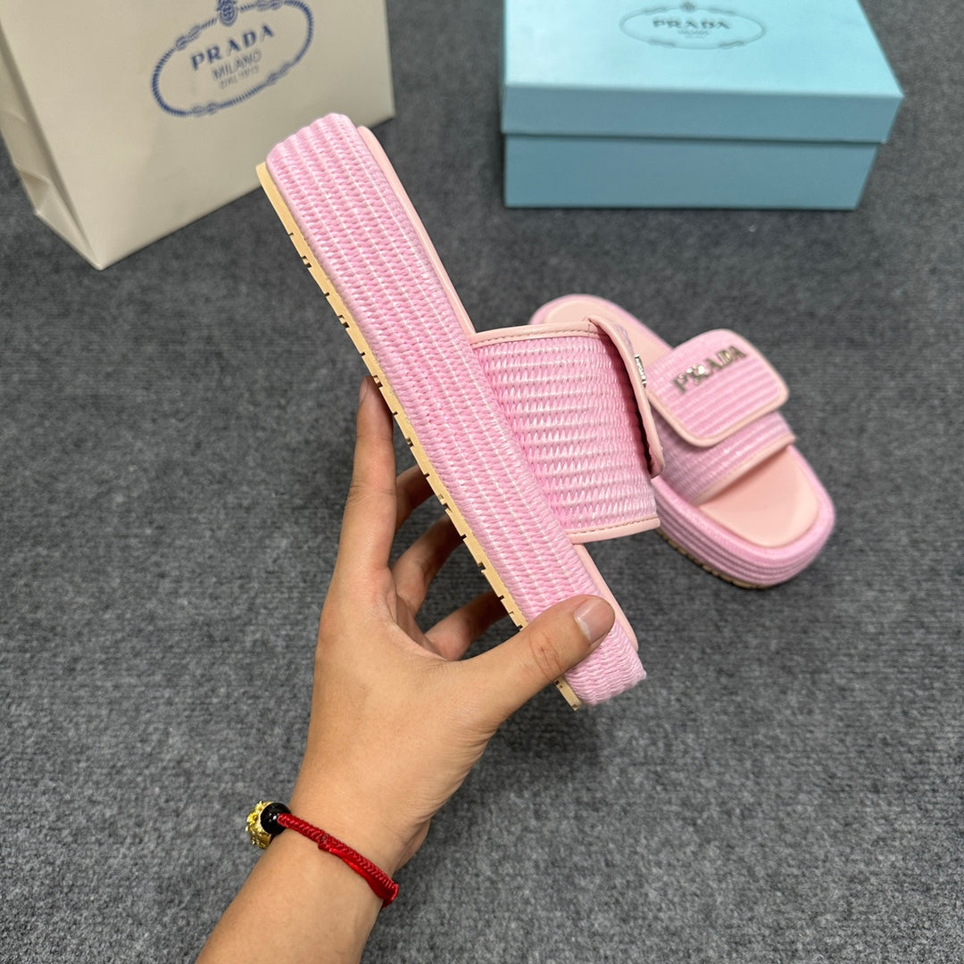 14PD24Z   fashion slippers