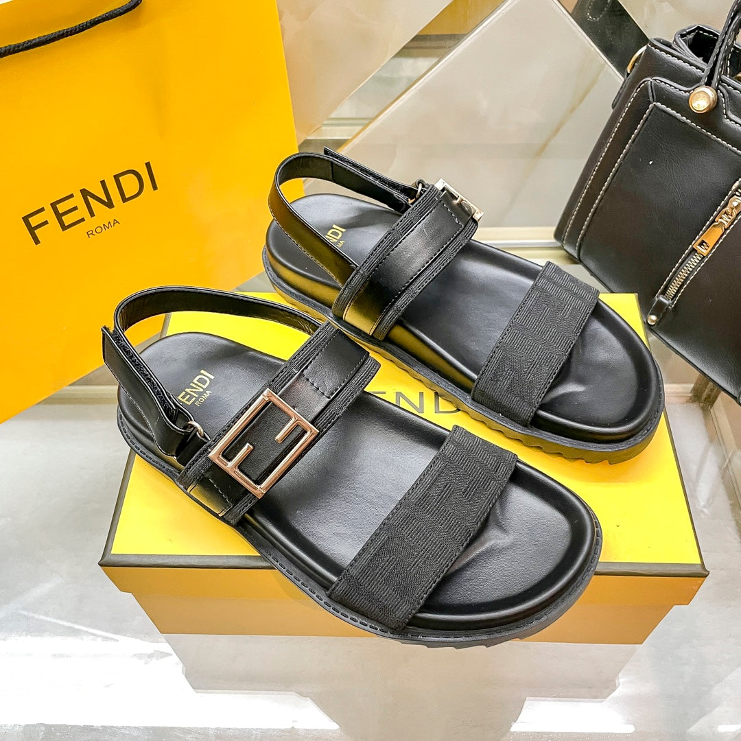 14F71Z  fashion sandals