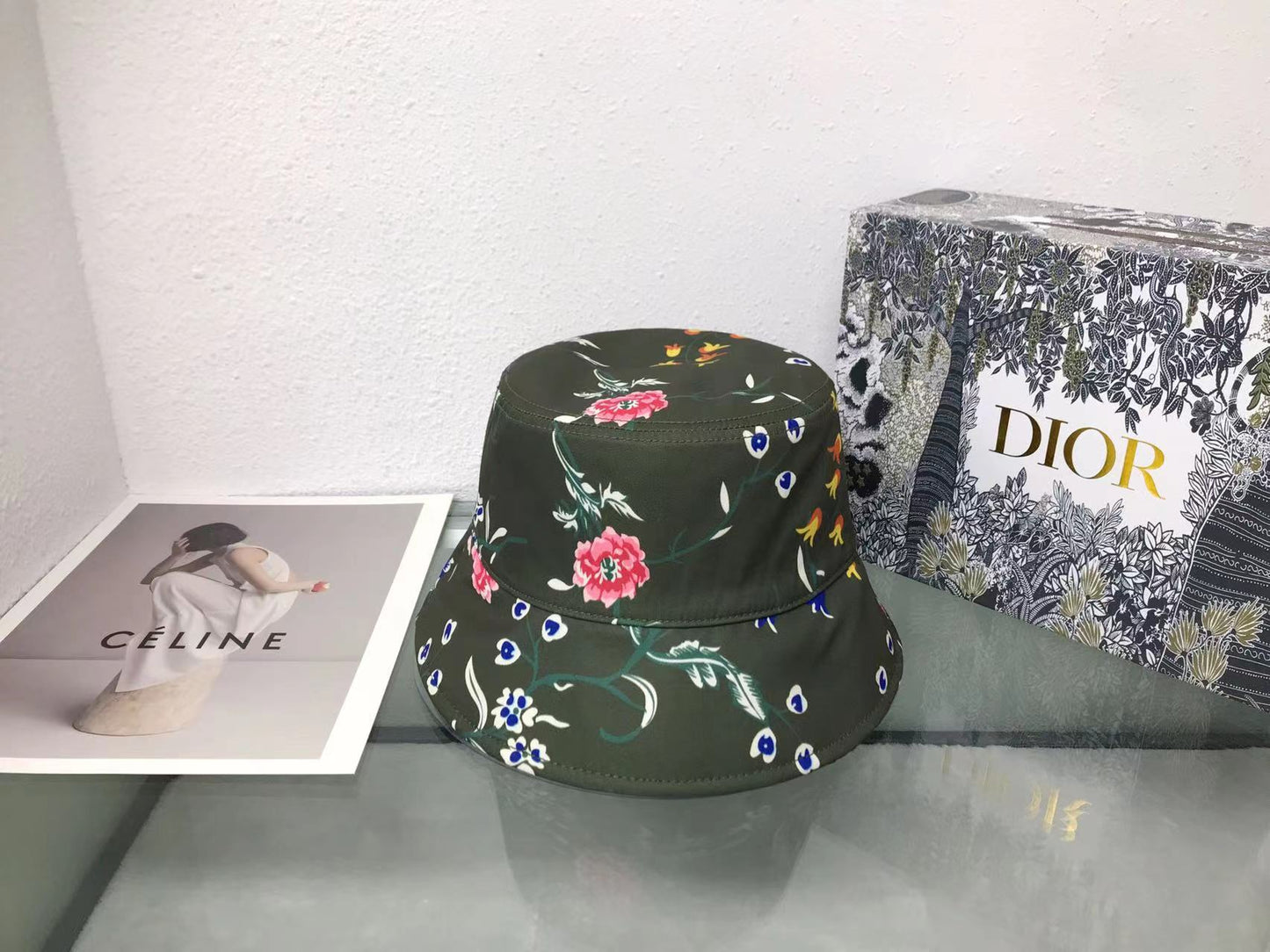 14D138M   Fashion hats