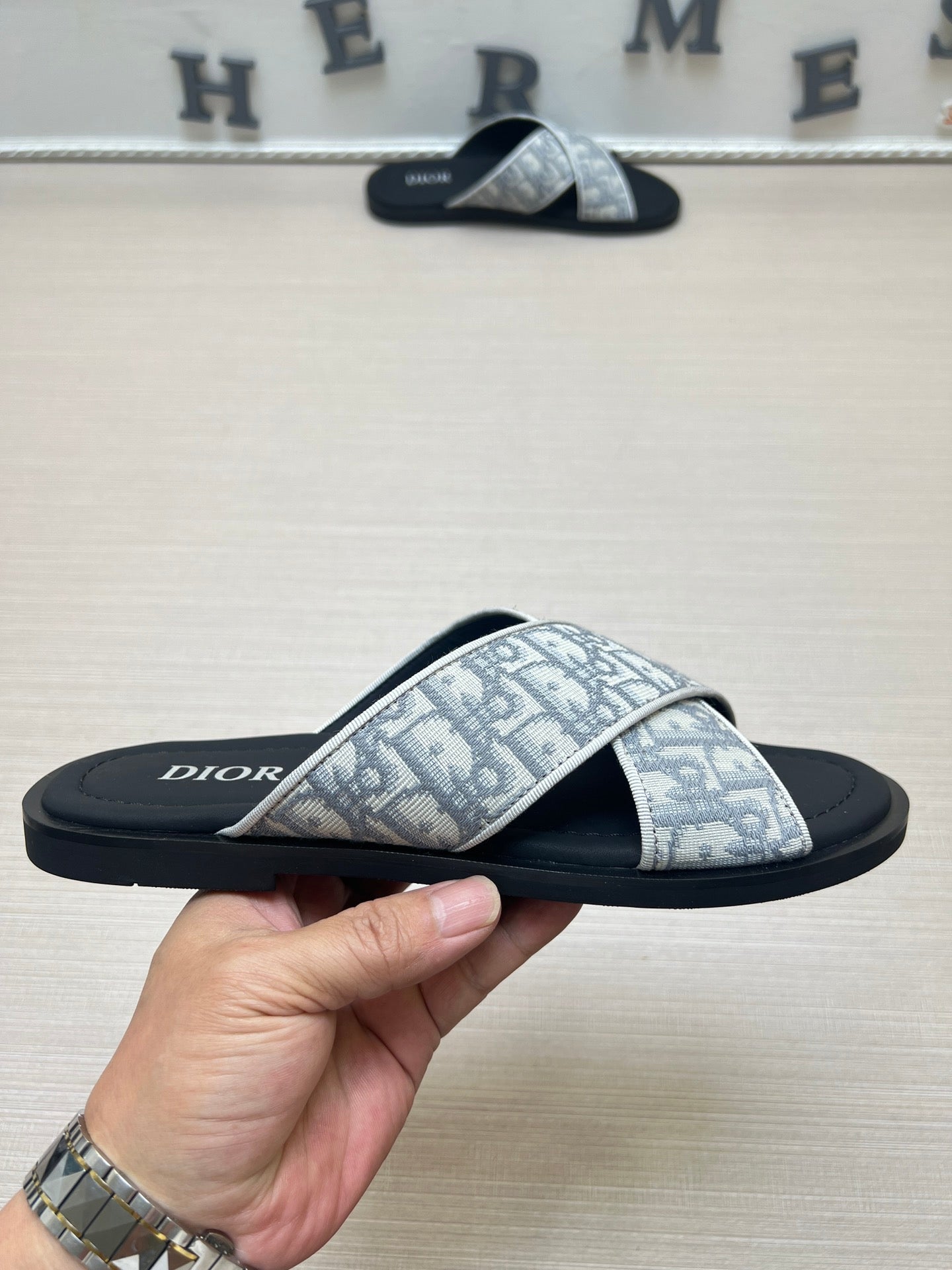 54D79Z  fashion  slippers