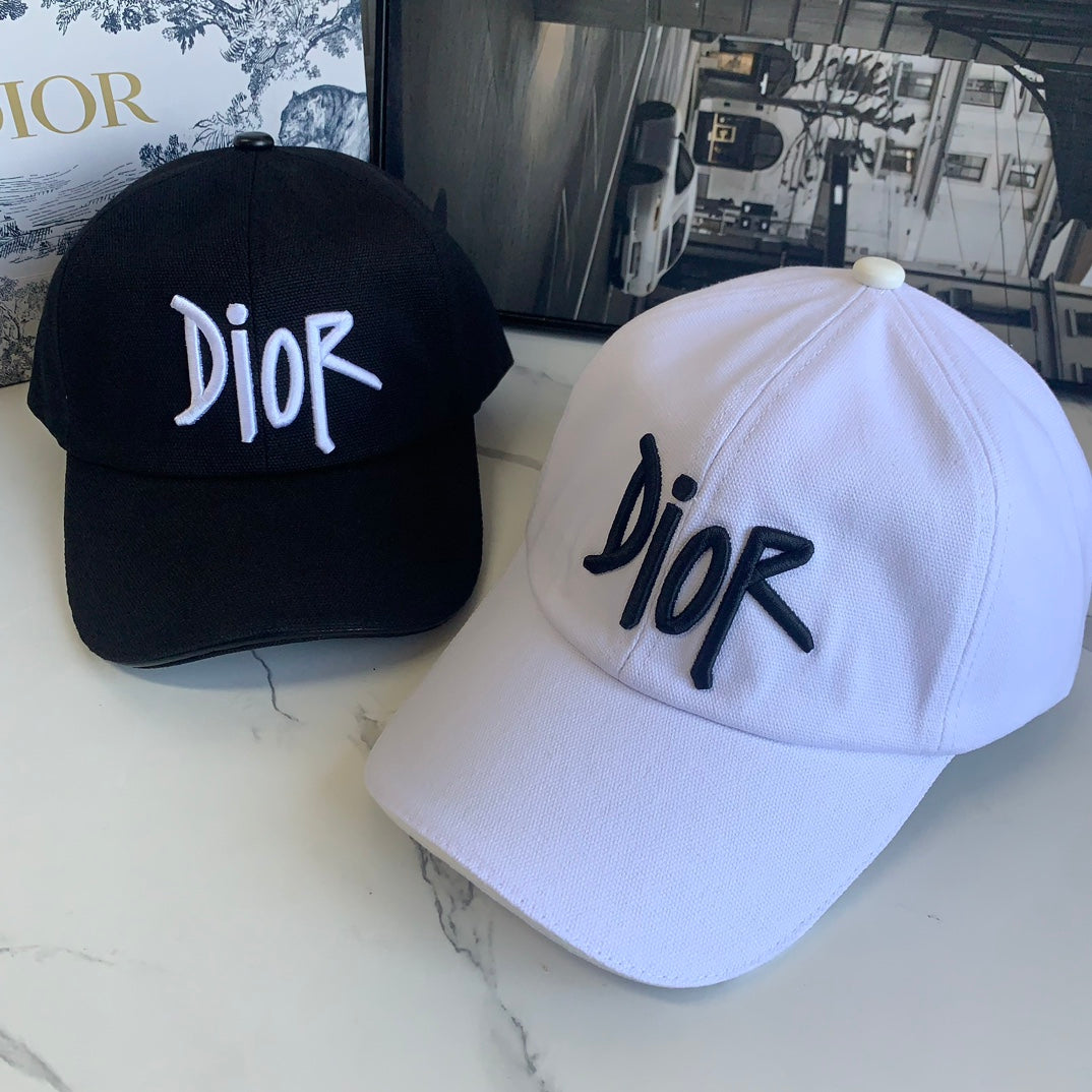 14D184M   Fashion hats