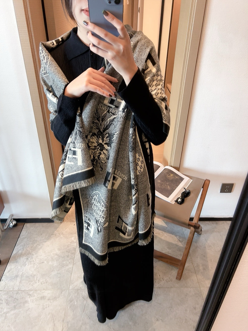 14F326W　Fashion scarves