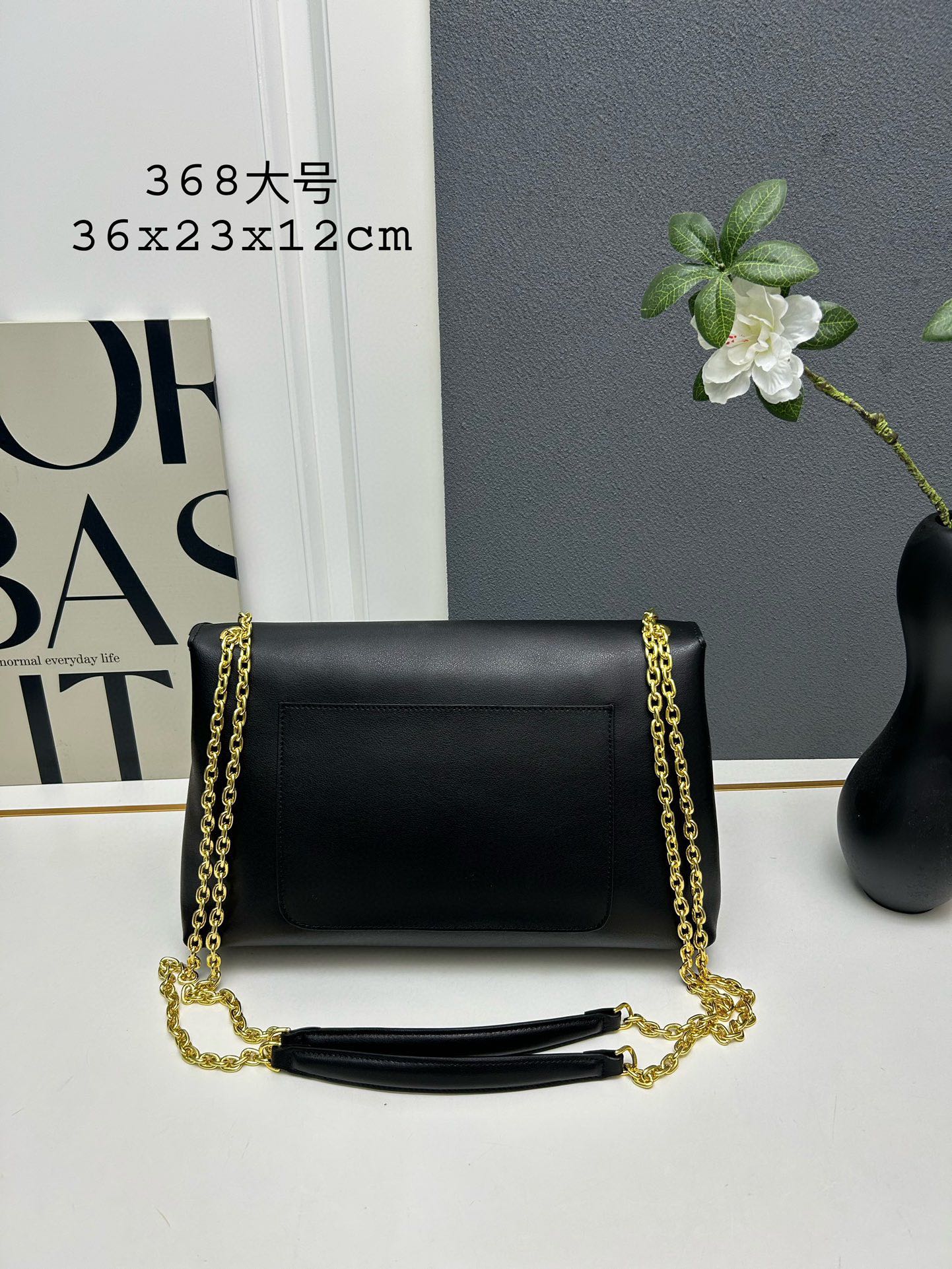 1XPD403B hight quality leather Bags