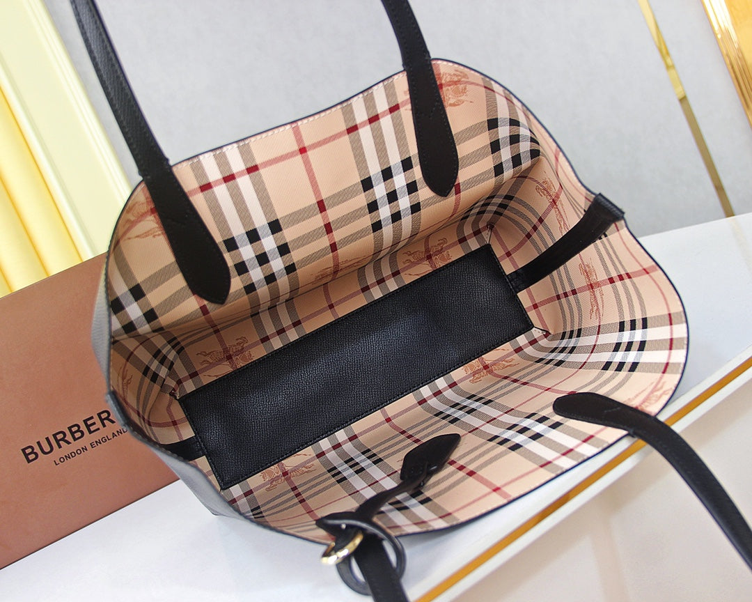 2XR267B hight quality leather Bags