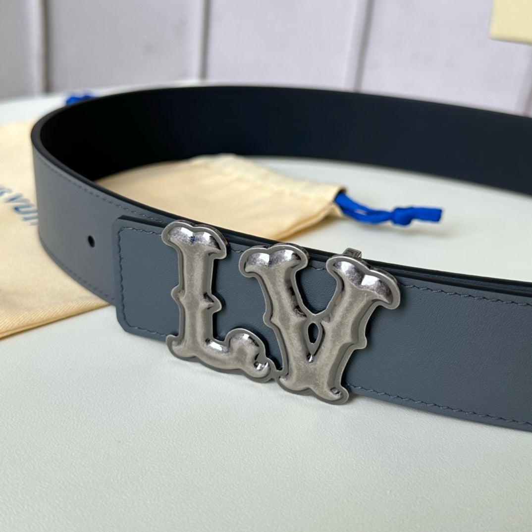 14E23P   (High quality leather belt With full package)