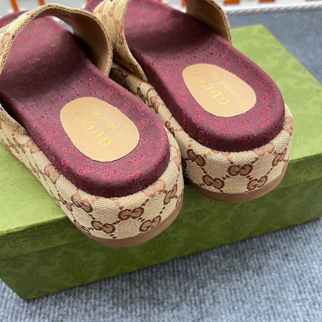 54B122Z  fashion slippers  Sole thickness 5.5cm