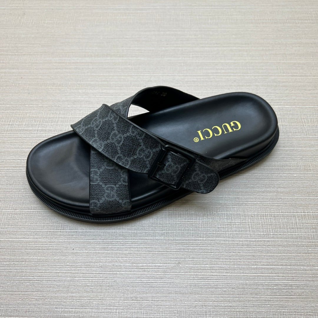 54B92Z   fashion slippers