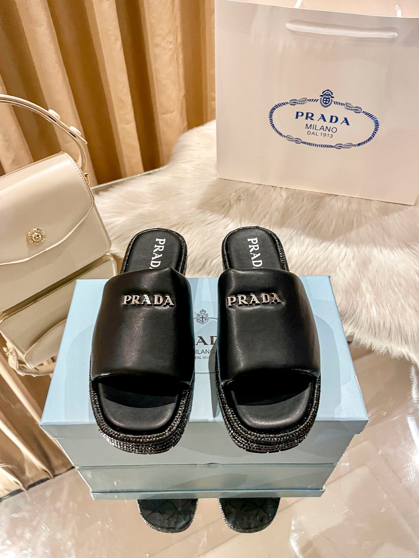 14PD176Z  fashion Slippers