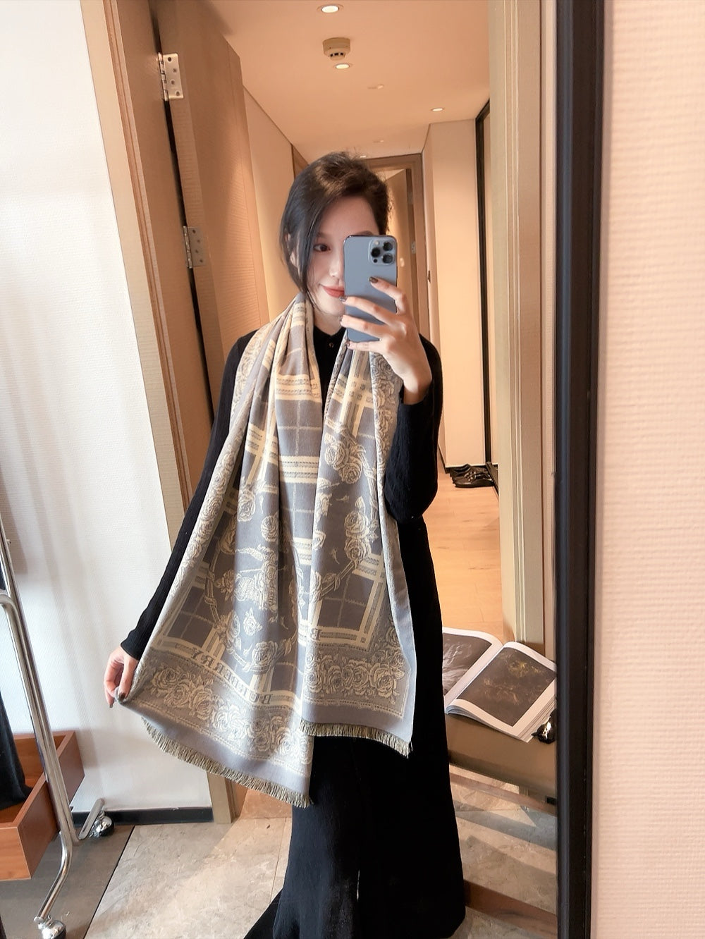 14H325W　Fashion scarves