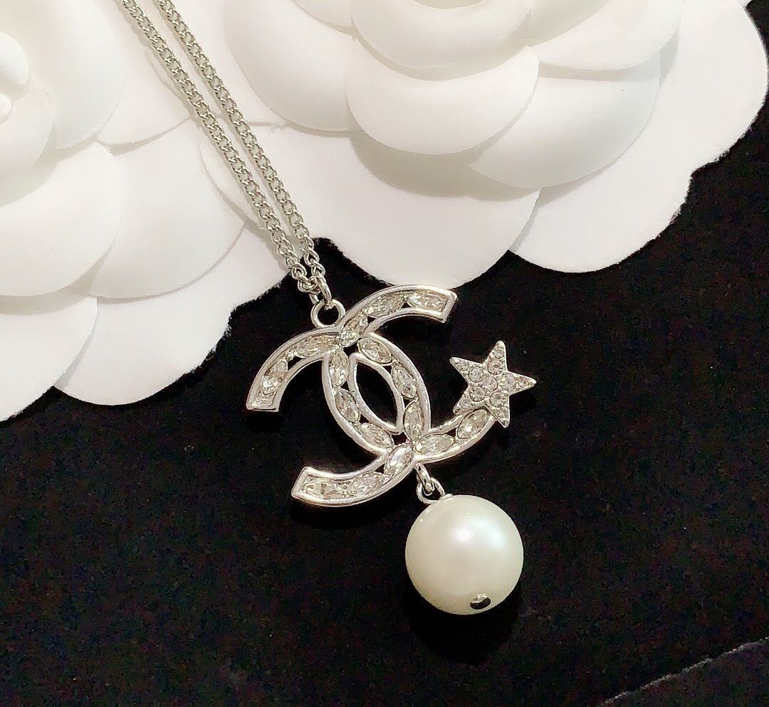 1YC18X  Fashionable high -quality Necklaces