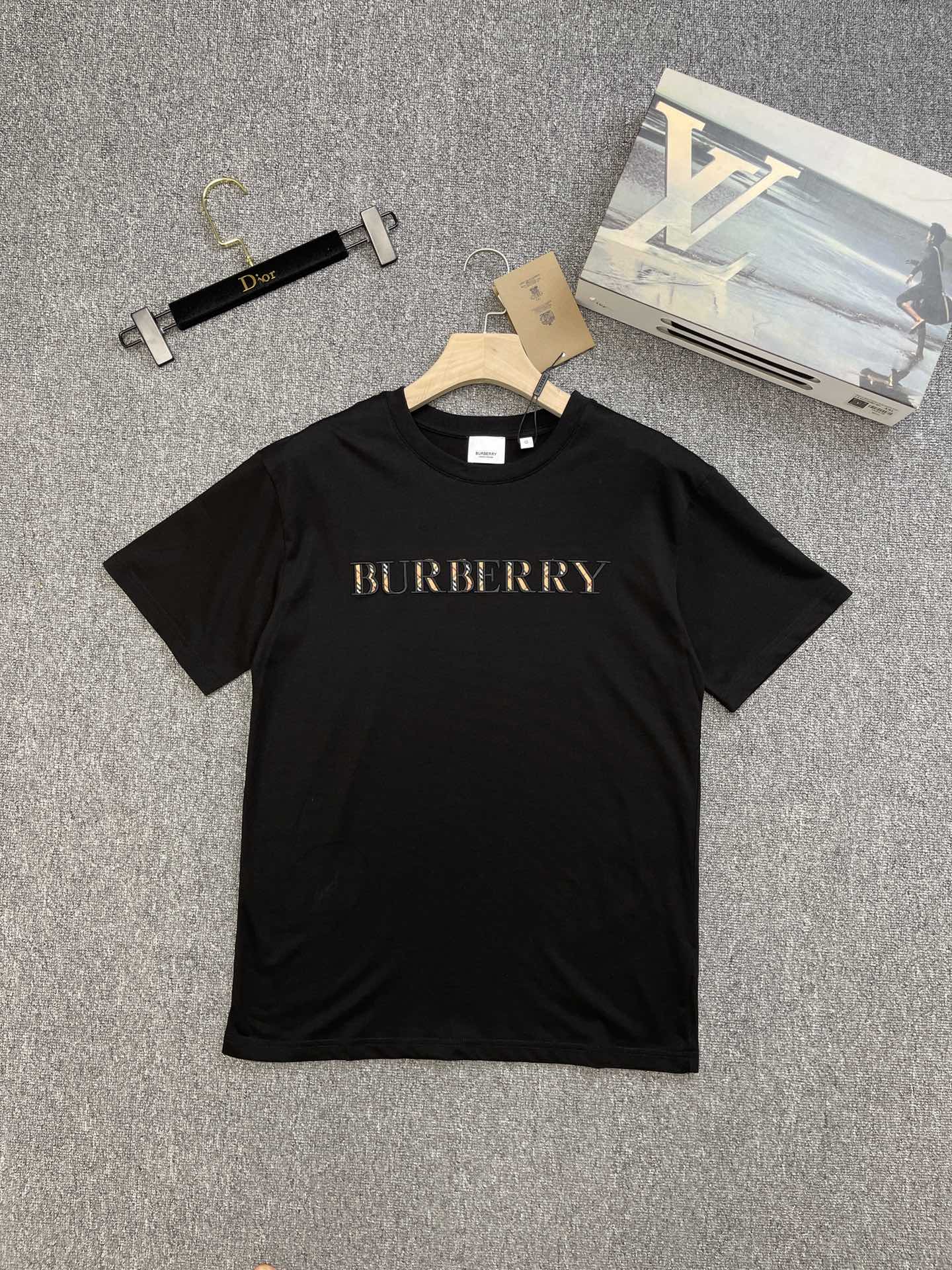 14R160U   fashion  T-shirts