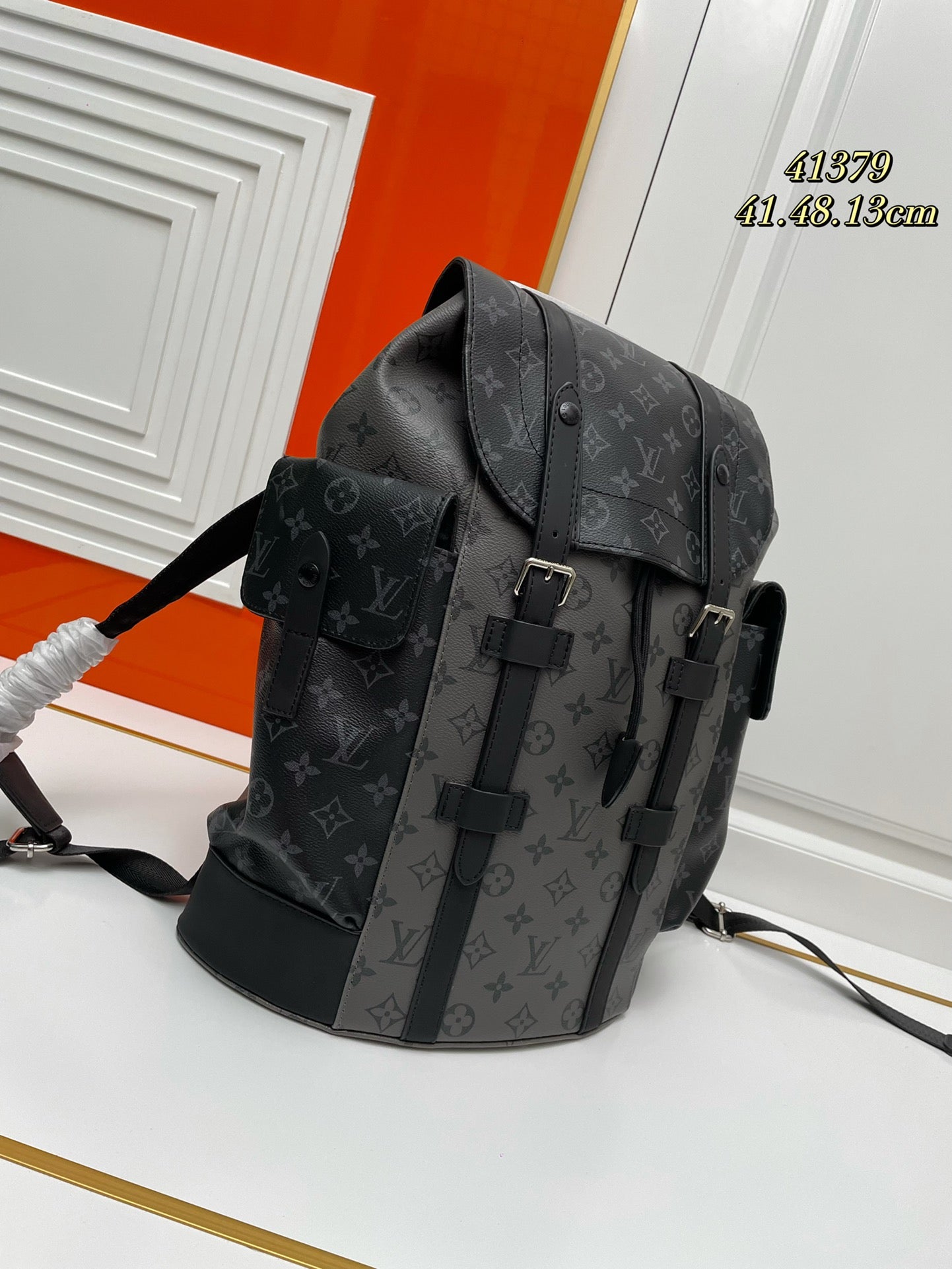 1WE68B (Fashionable leather Backpacks )