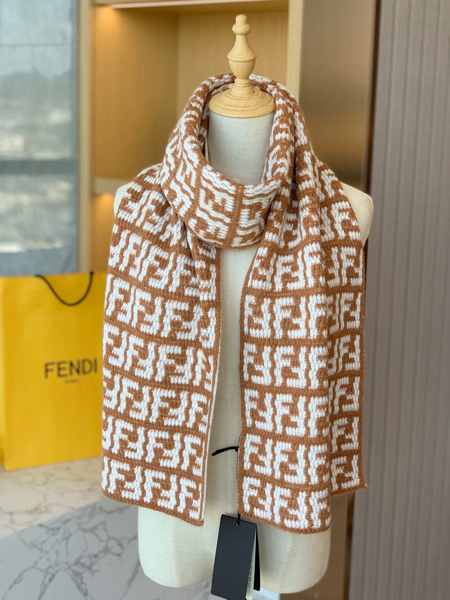 14F458W　 Fashion scarves