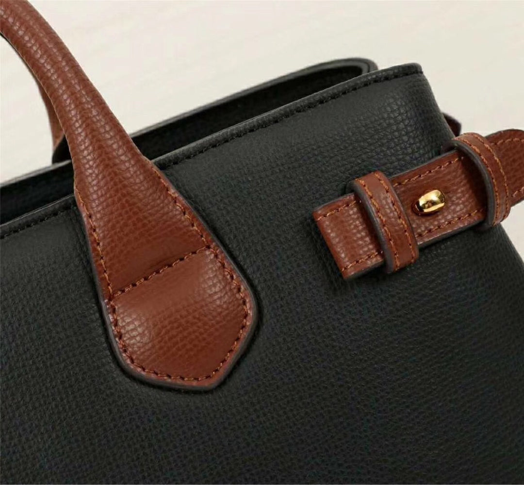 2XR362B (1:1 hight quality leather Bags)