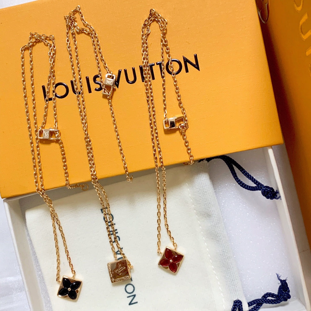 14E296X  Fashionable and high quality  Necklaces