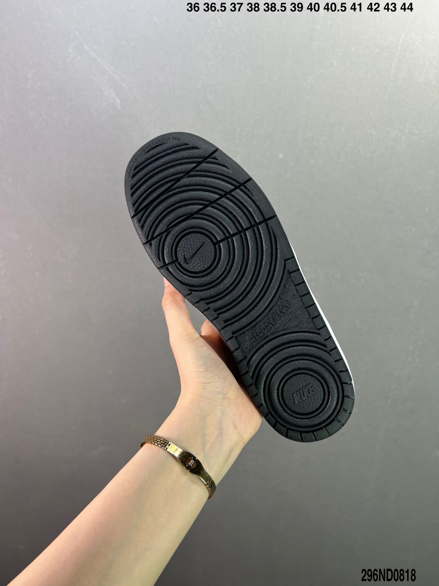 4YN40Z  Fashion Sneakers (No Box, August-October Big Sale)