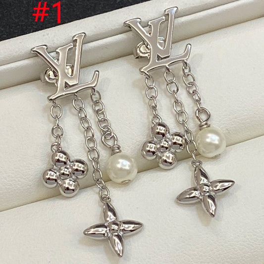 14E450E  Fashionable and high quality Earrings